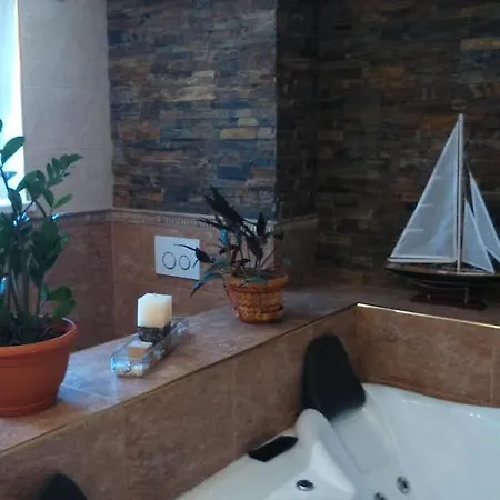 Apartments Vysoke Tatry شقة *